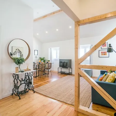 Chiado & Design Apartamento *