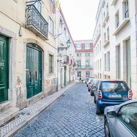 Chiado & Design Apartmán