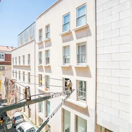 아파트 Chiado & Design *